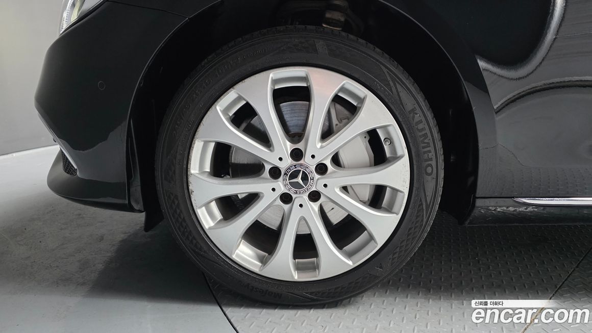 Mercedes-Benz E-Class 2018