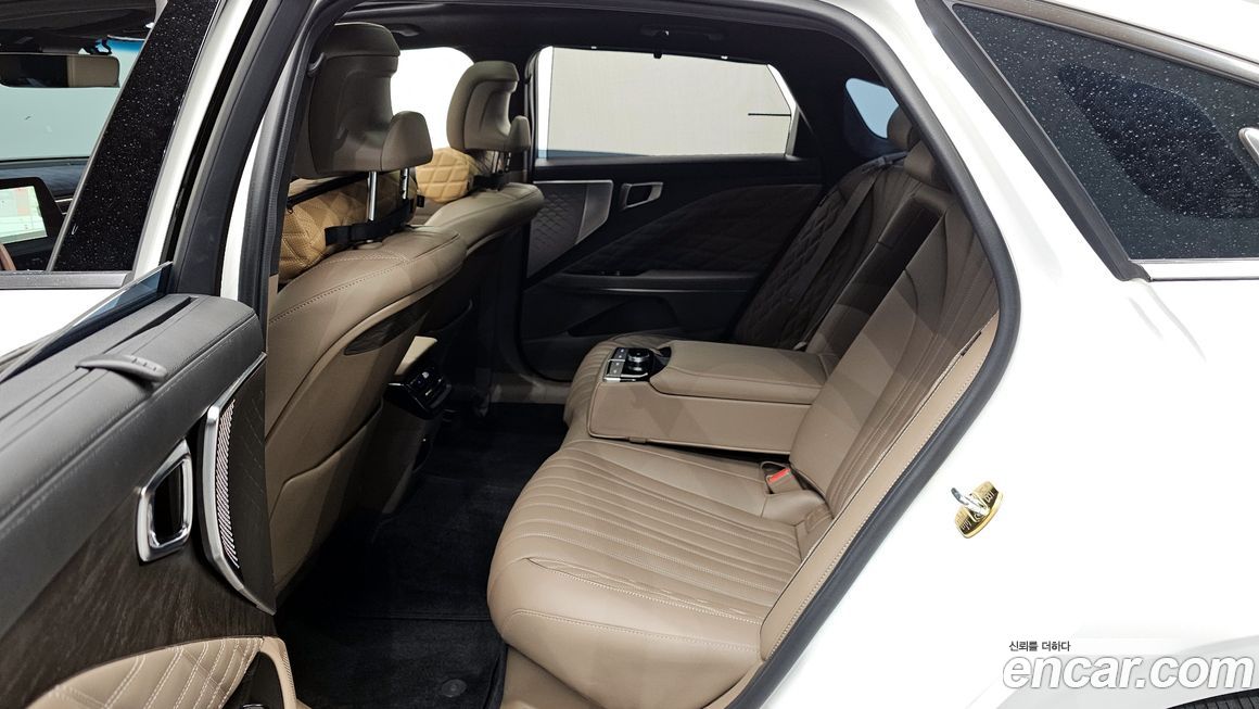 Kia K8 2023
