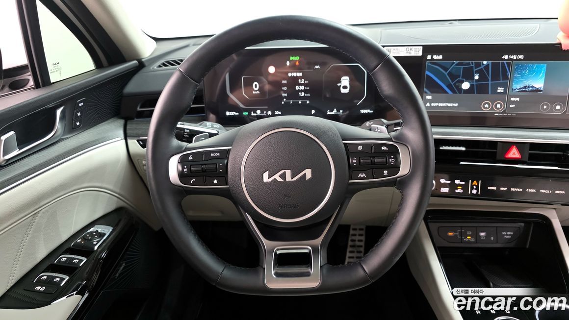 Kia K5 2025