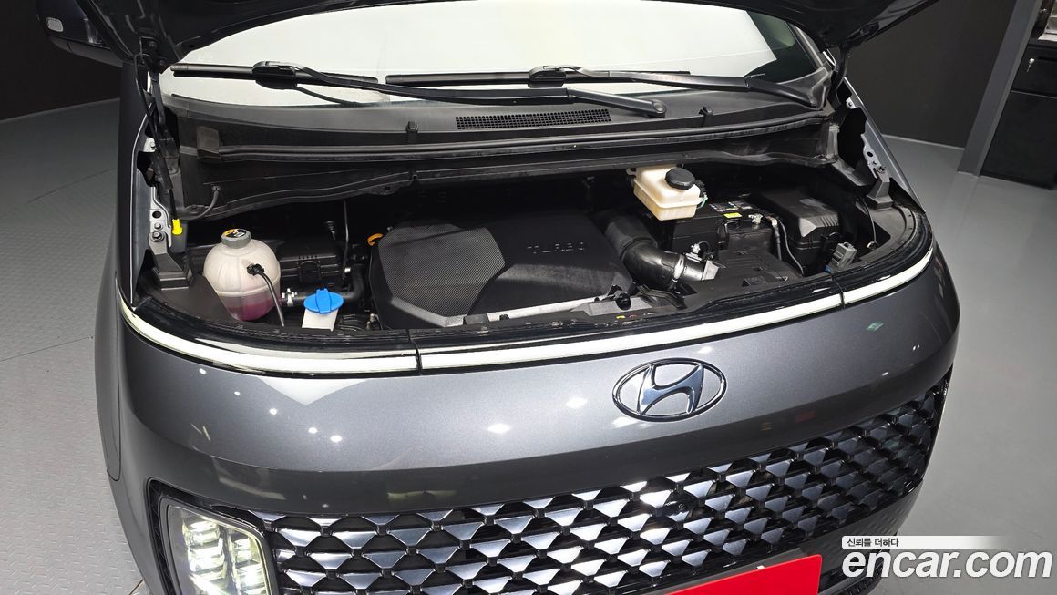 Hyundai Staria 2022