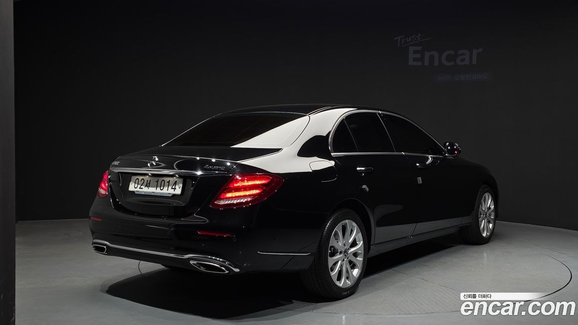 Mercedes-Benz E-Class 2018