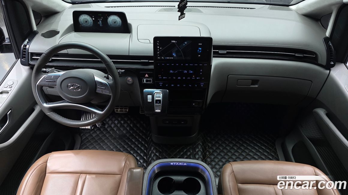 Hyundai Staria 2022