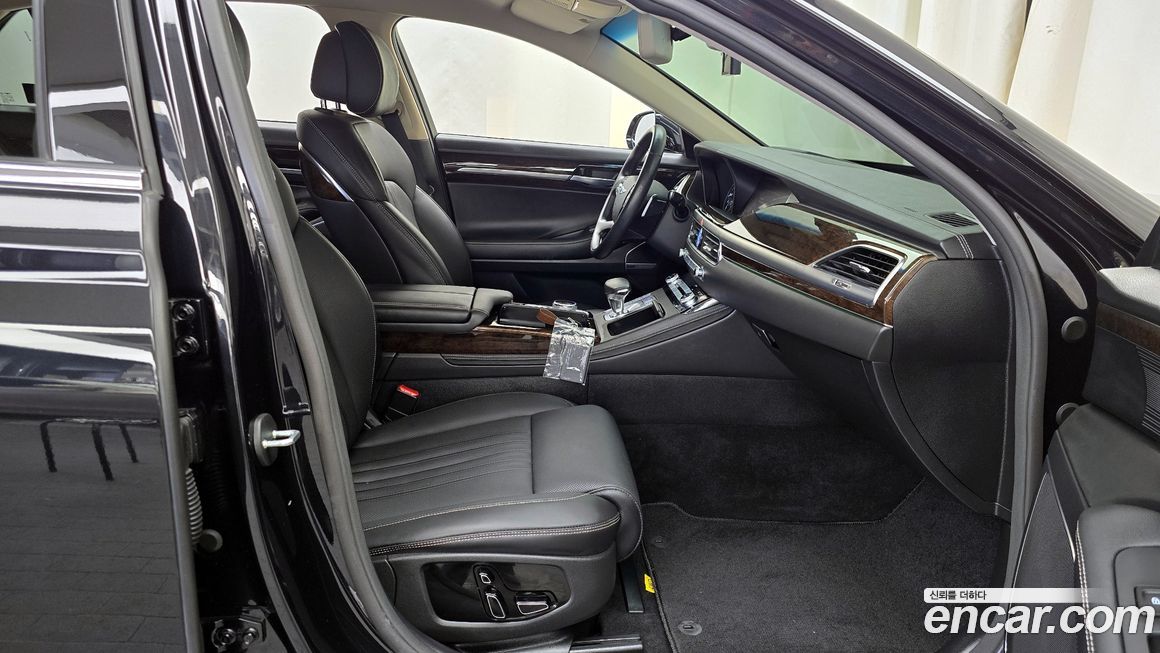 Genesis G90 2021