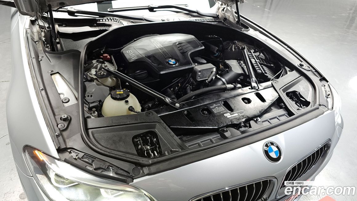 BMW 5-Series 2016