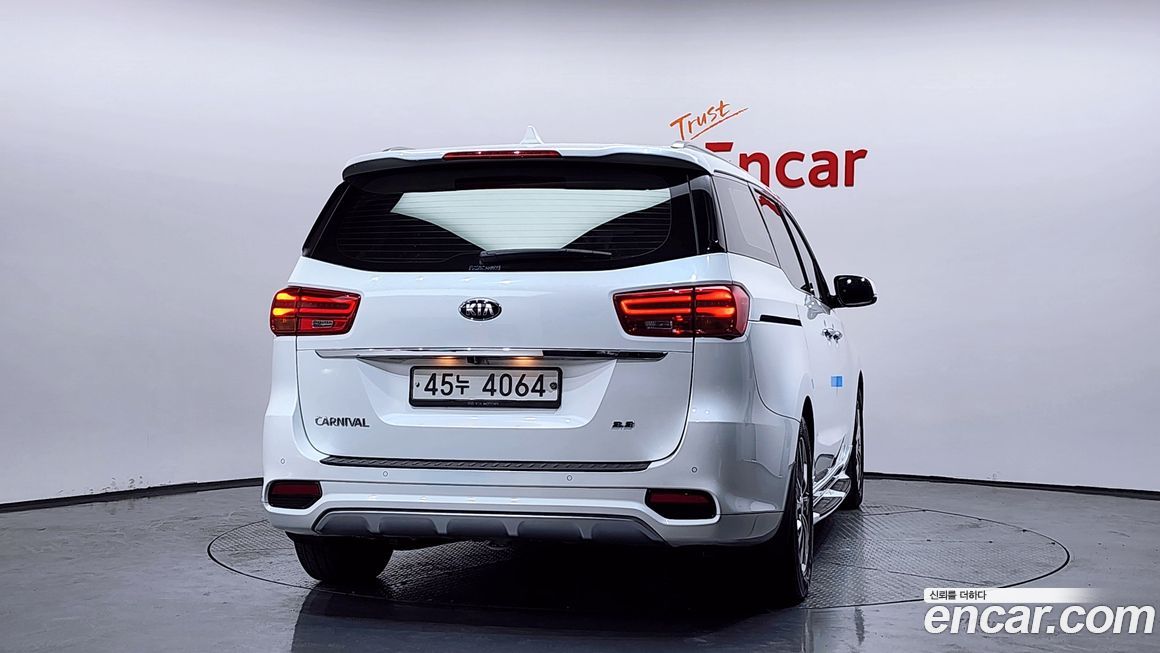 Kia Canival 2019