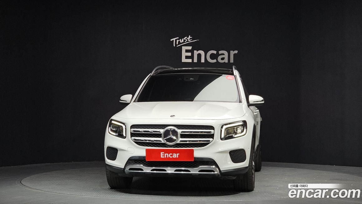 Mercedes-Benz GLB-Class 2021