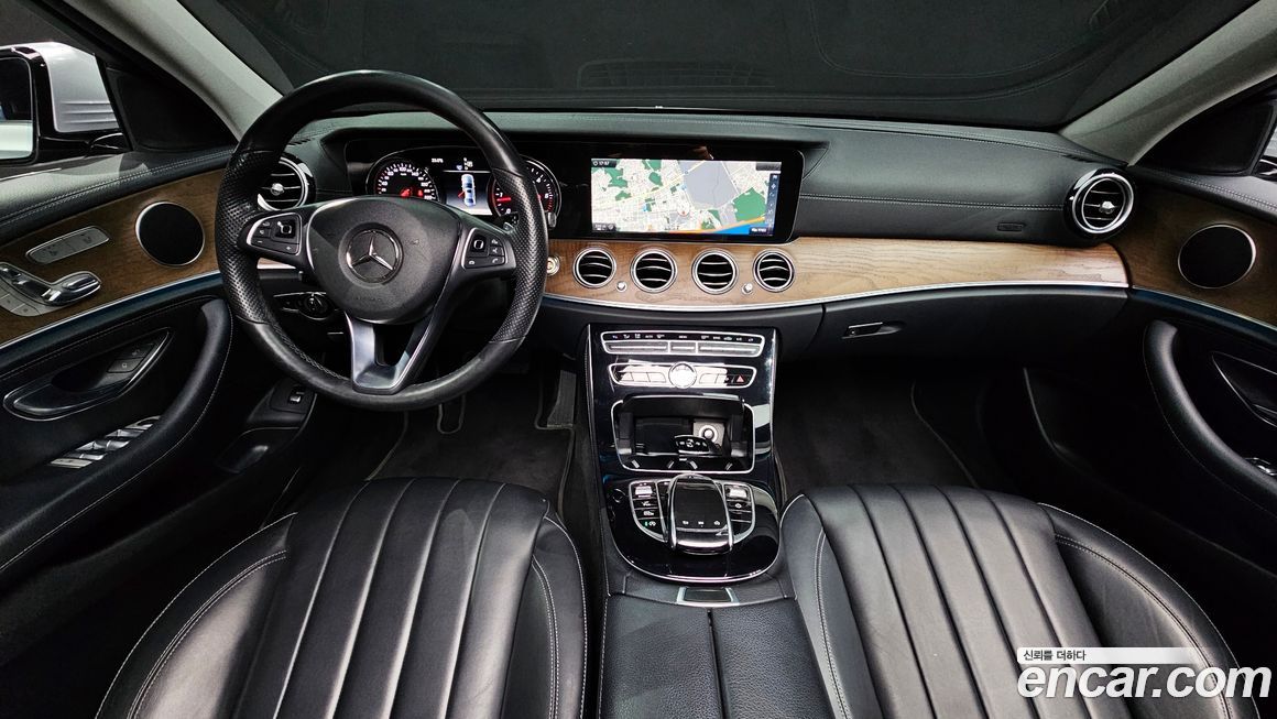 Mercedes-Benz E-Class 2017