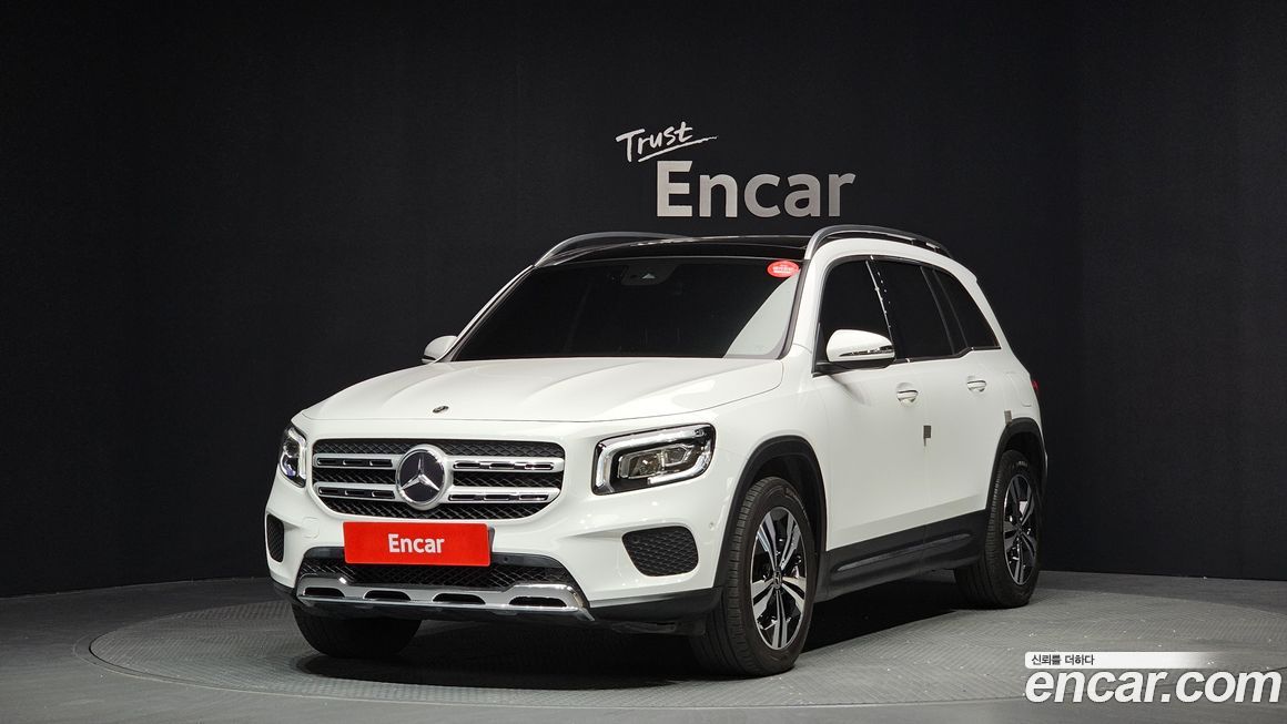 Mercedes-Benz GLB-Class 2021