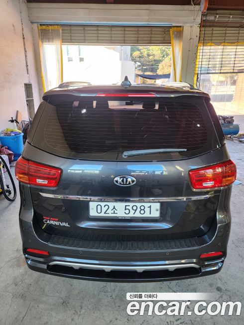 Kia Canival 2019