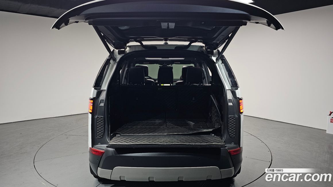 Land Rover Discovery 2018