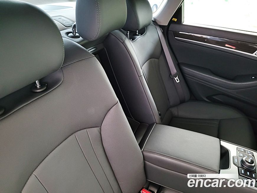 Genesis G80 2018