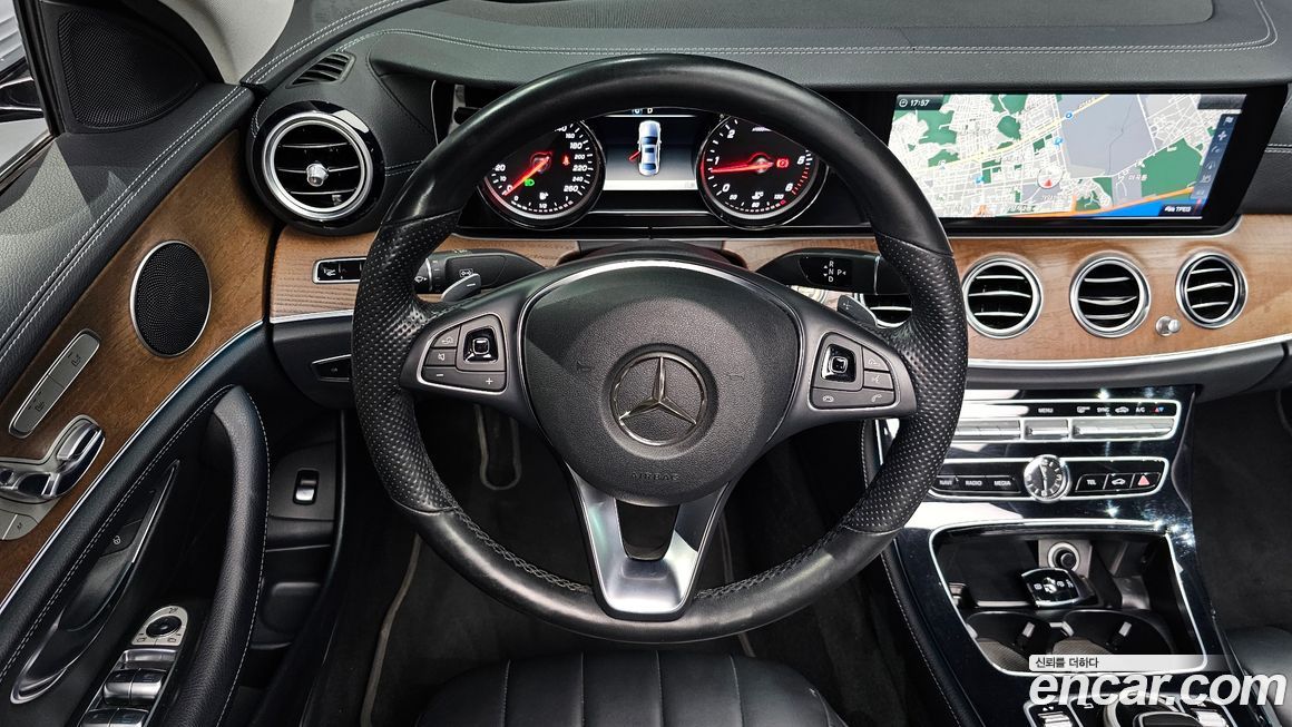 Mercedes-Benz E-Class 2017