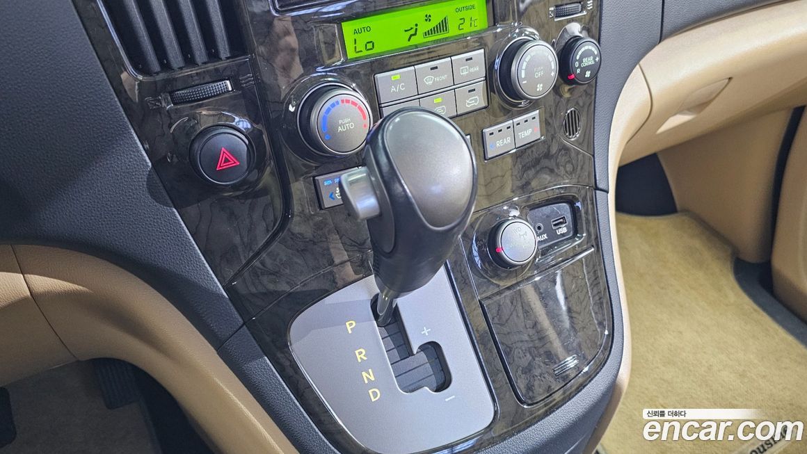 Hyundai Starex 2015