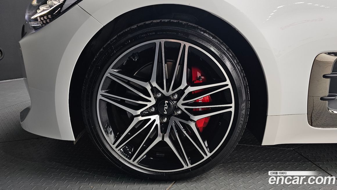 Kia Stinger 2023