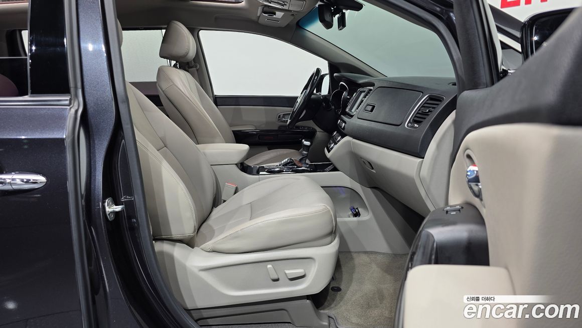 Kia Canival 2019