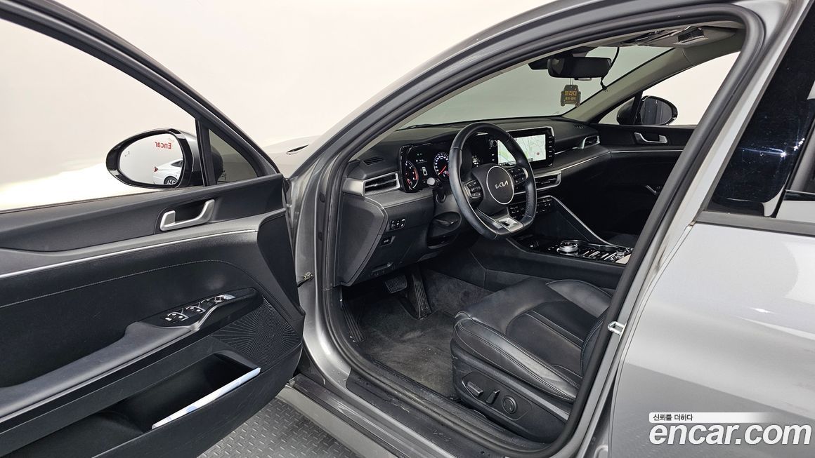 Kia K5 2023