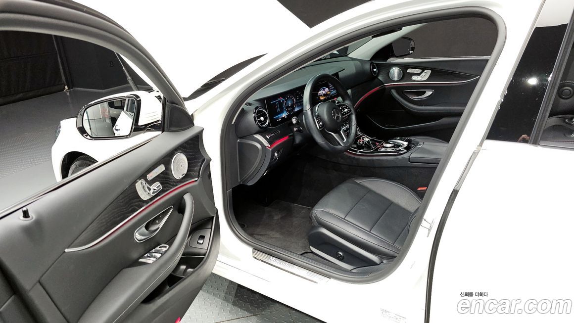 Mercedes-Benz E-Class 2020