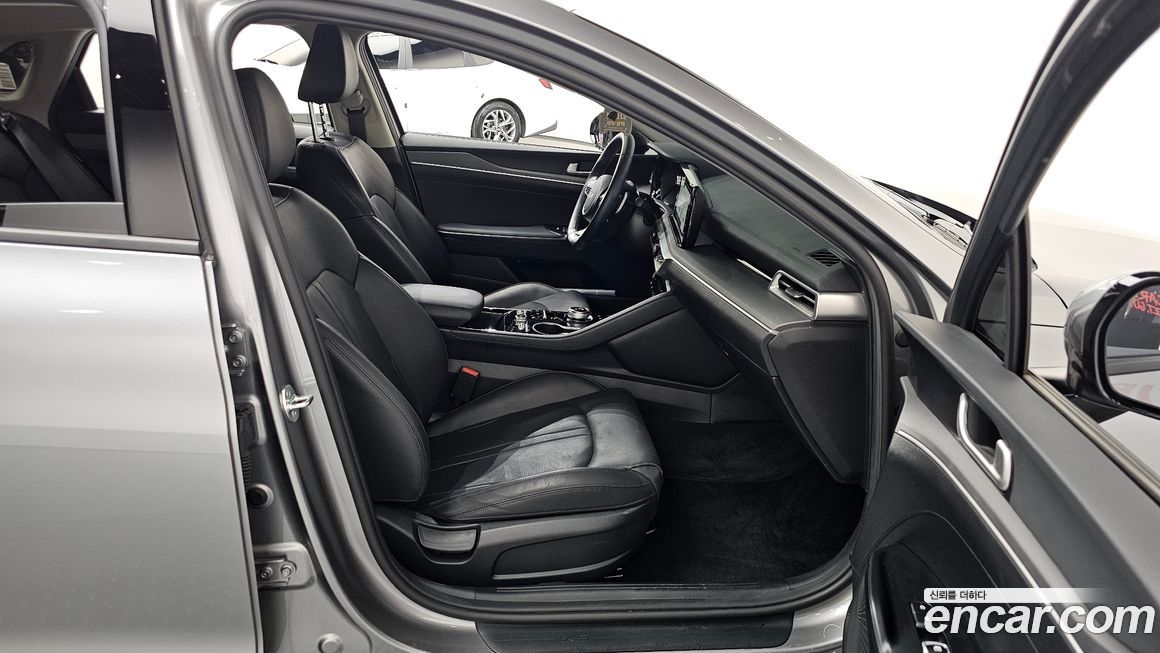 Kia K5 2023