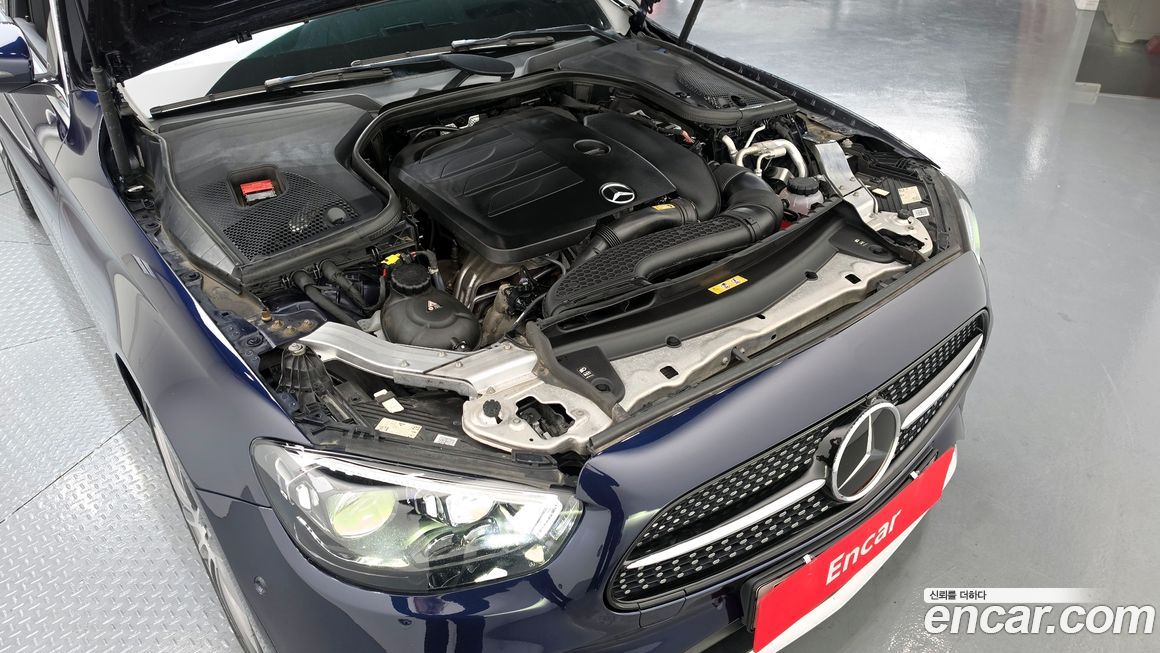 Mercedes-Benz E-Class 2021