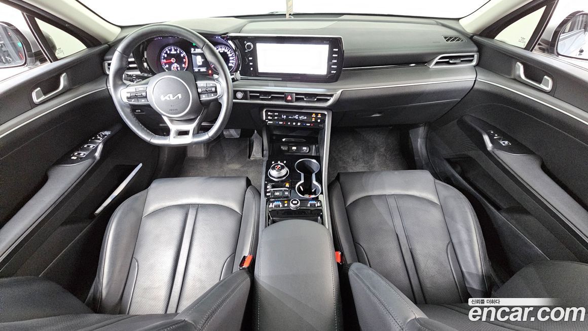 Kia K5 2023
