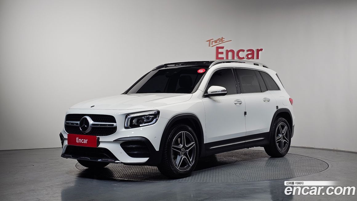 Mercedes-Benz GLB-Class 2023