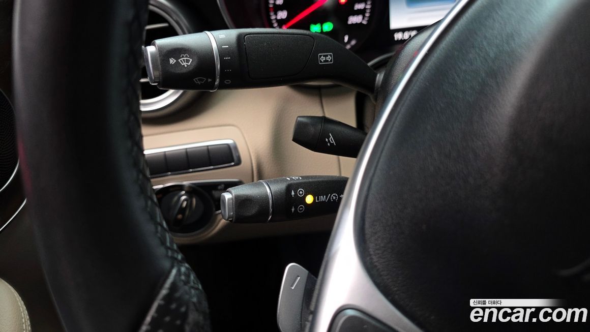 Mercedes-Benz C-Class 2018