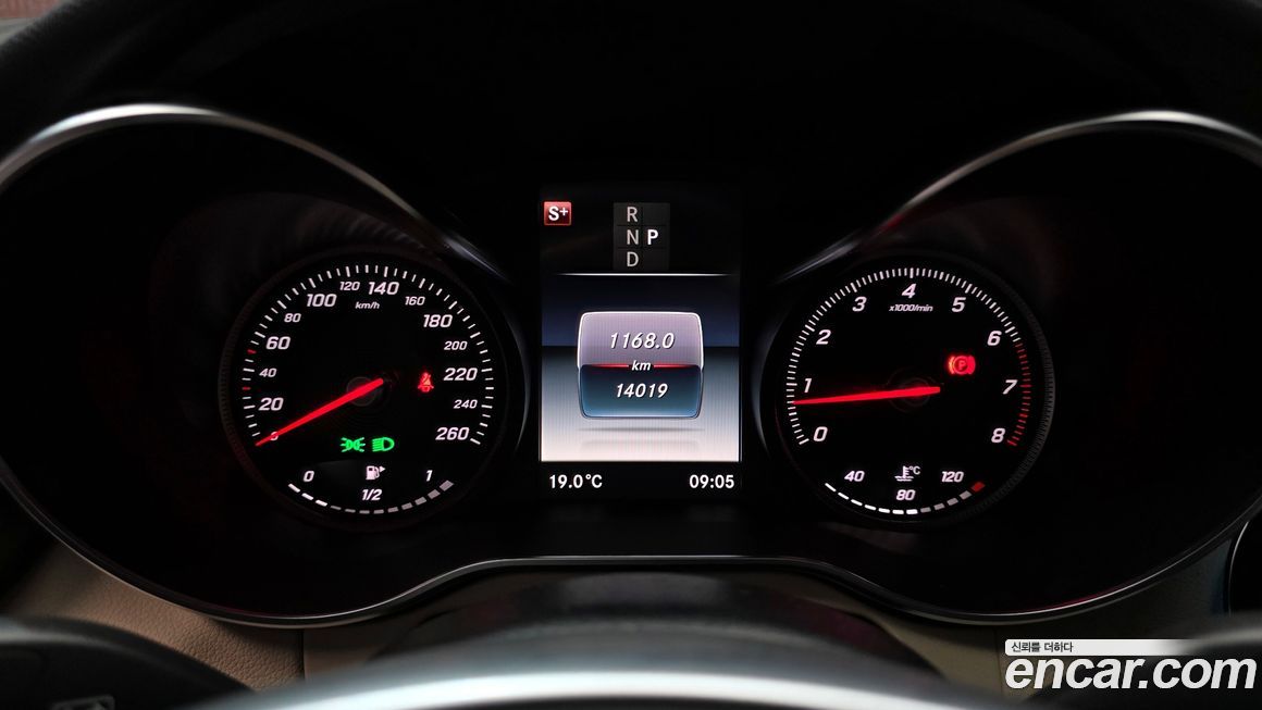 Mercedes-Benz C-Class 2018