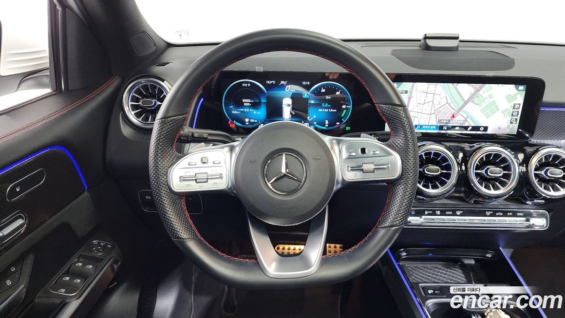 Mercedes-Benz GLB-Class 2023