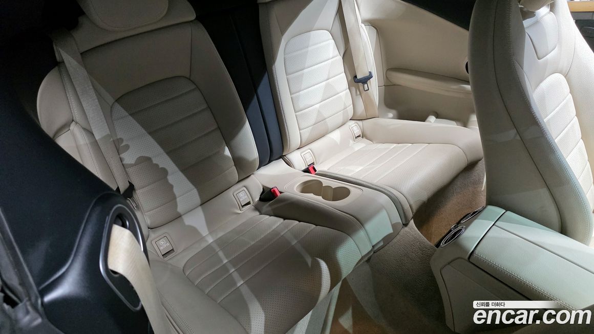 Mercedes-Benz C-Class 2018