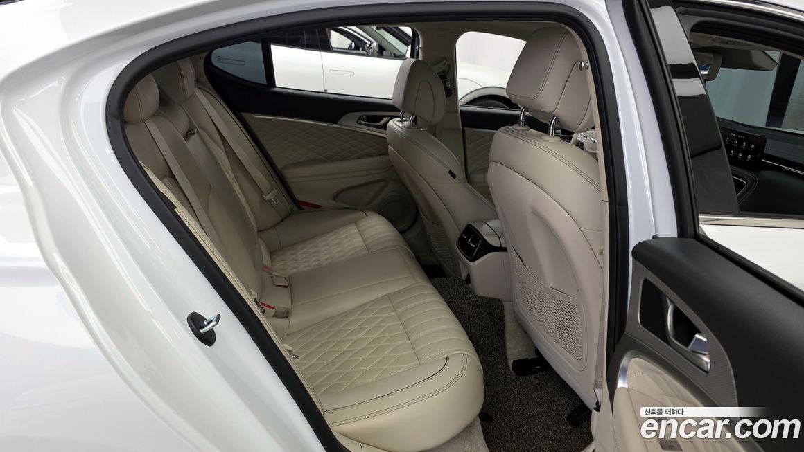 Genesis G70 2022