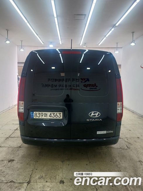 Hyundai Staria 2023