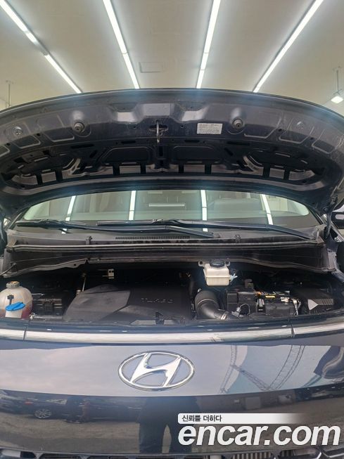 Hyundai Staria 2023