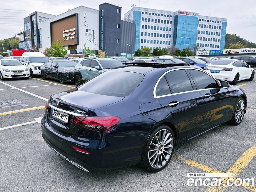 Mercedes-Benz E-Class 2021
