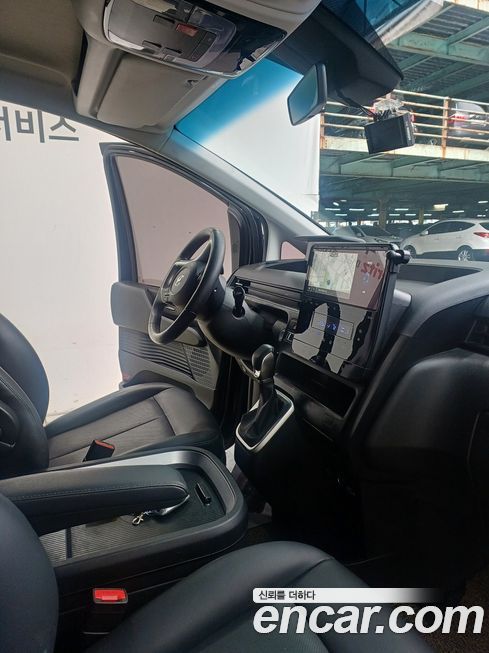 Hyundai Staria 2023