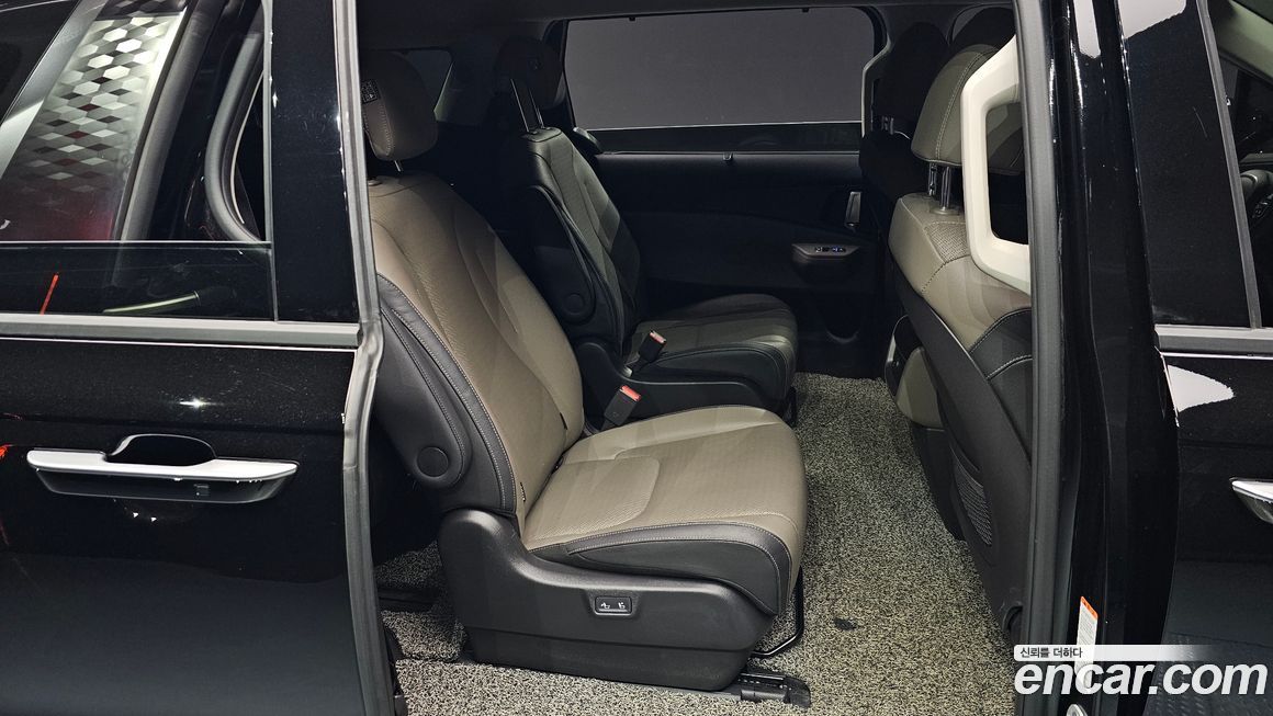 Kia Canival 2024