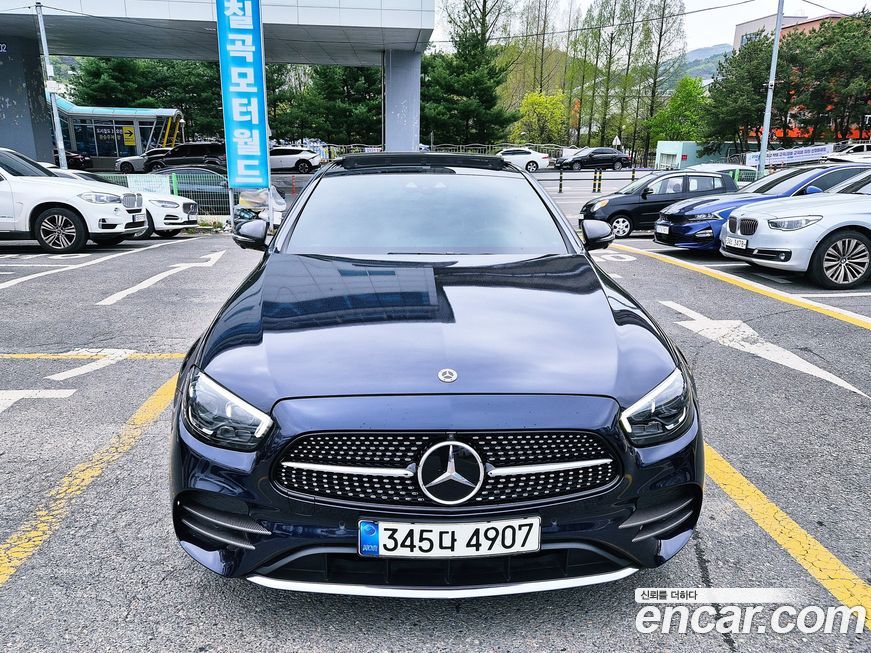 Mercedes-Benz E-Class 2021