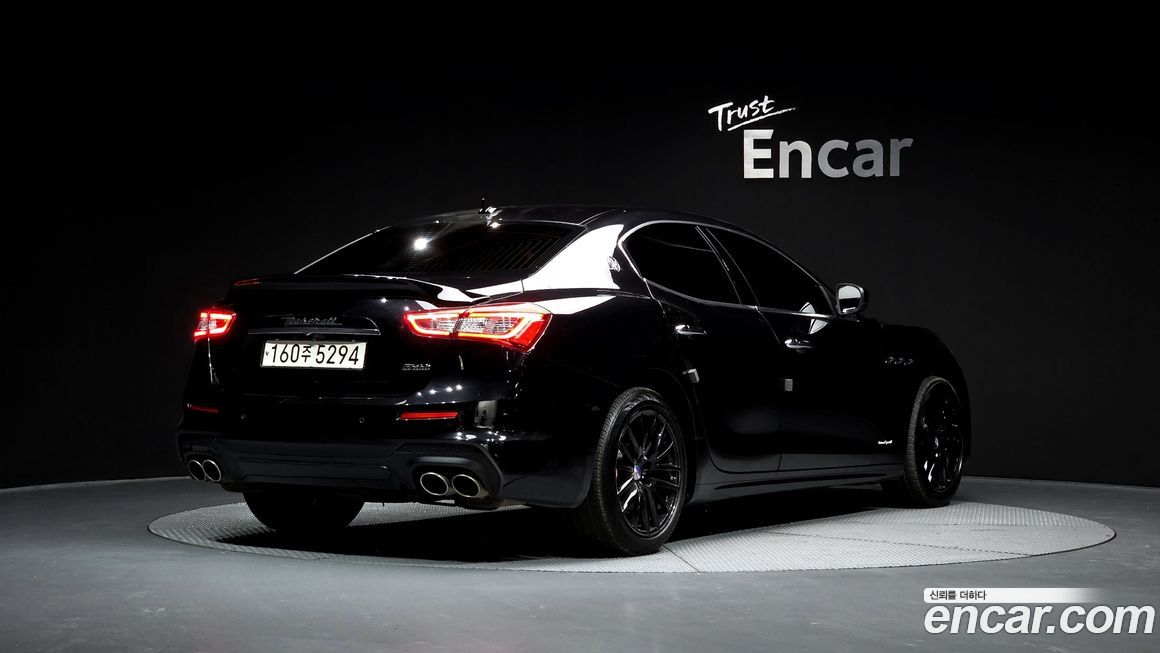 Maserati Ghibli 2018