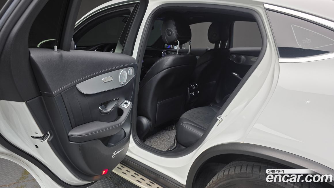 Mercedes-Benz GLC-Class 2019