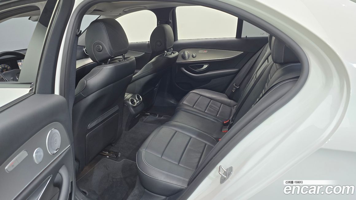 Mercedes-Benz E-Class 2017