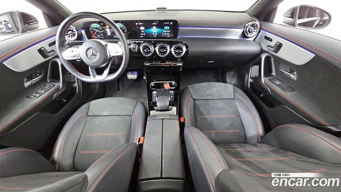 Mercedes-Benz CLA-Class 2021