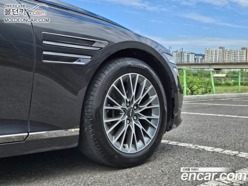 Genesis G80 2022