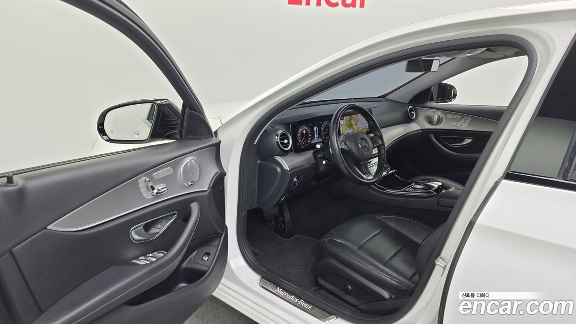 Mercedes-Benz E-Class 2017