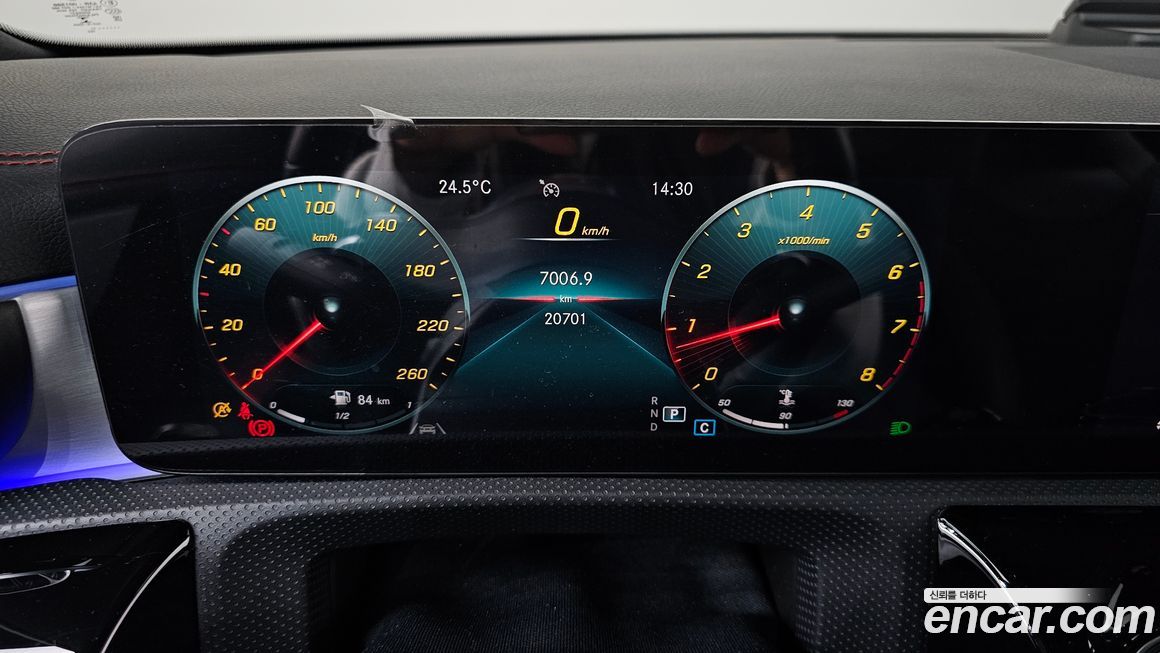 Mercedes-Benz CLA-Class 2021