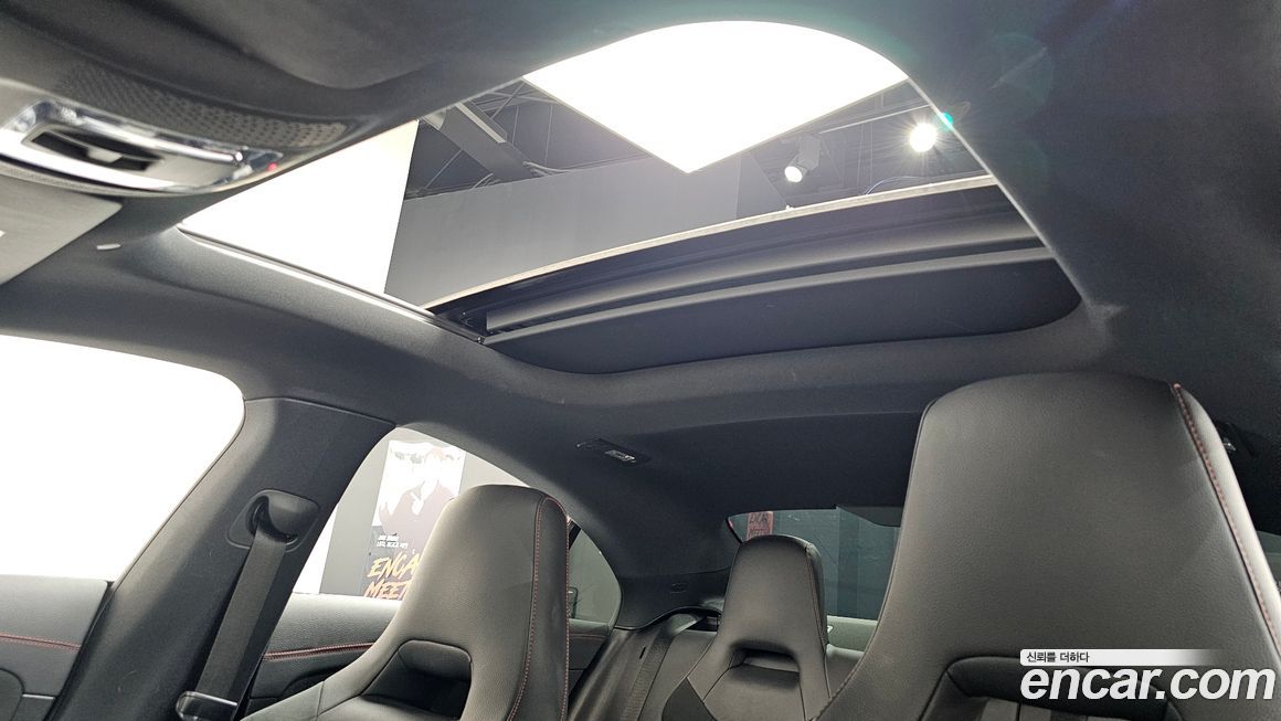 Mercedes-Benz CLA-Class 2021