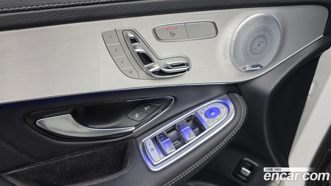 Mercedes-Benz GLC-Class 2019