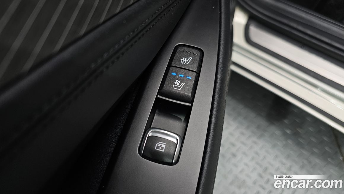 Kia K8 2025