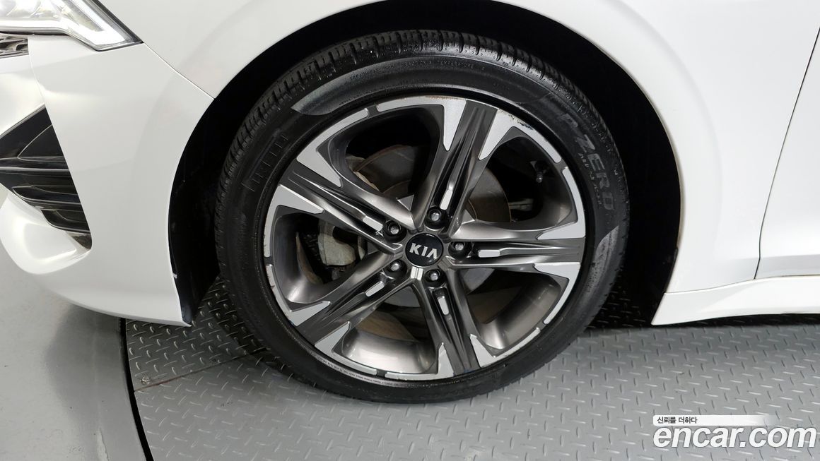 Kia K5 2021