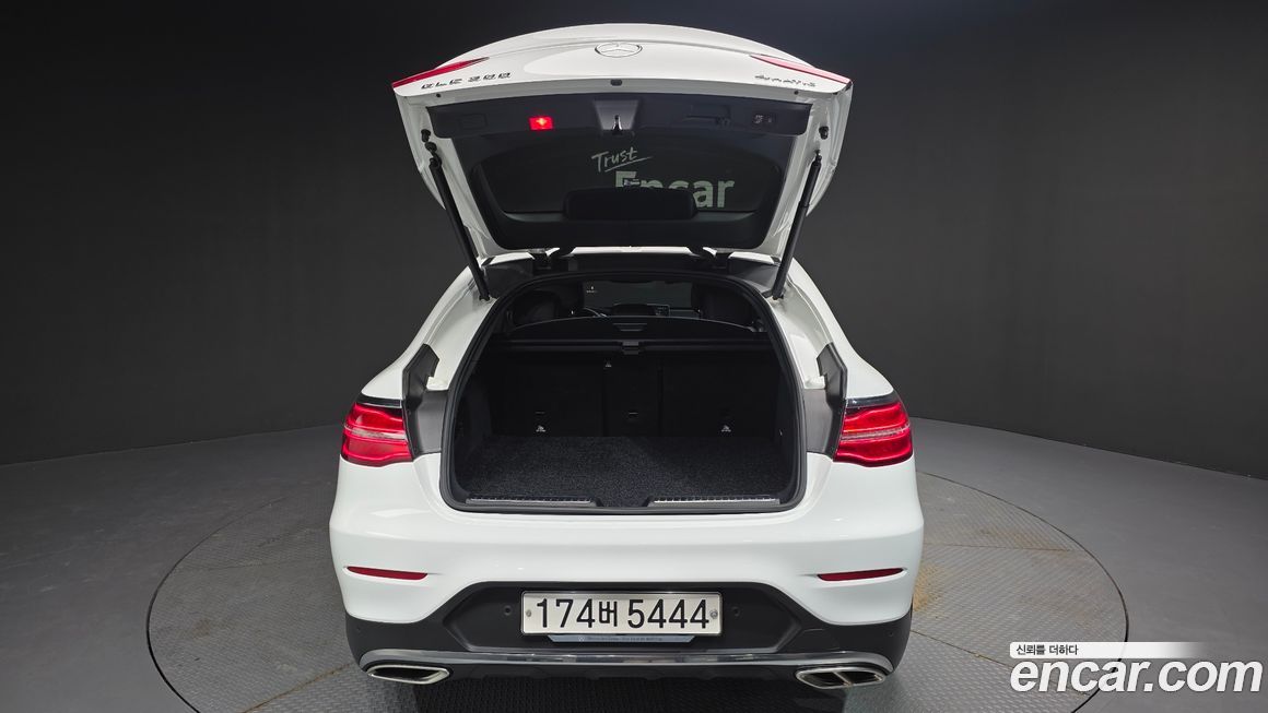 Mercedes-Benz GLC-Class 2019