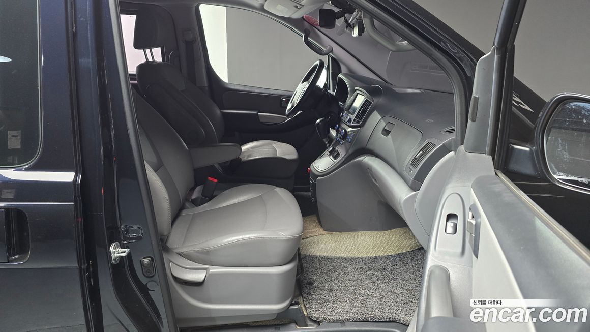 Hyundai Starex 2019