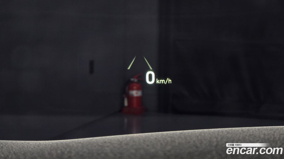 Genesis EQ900 2016